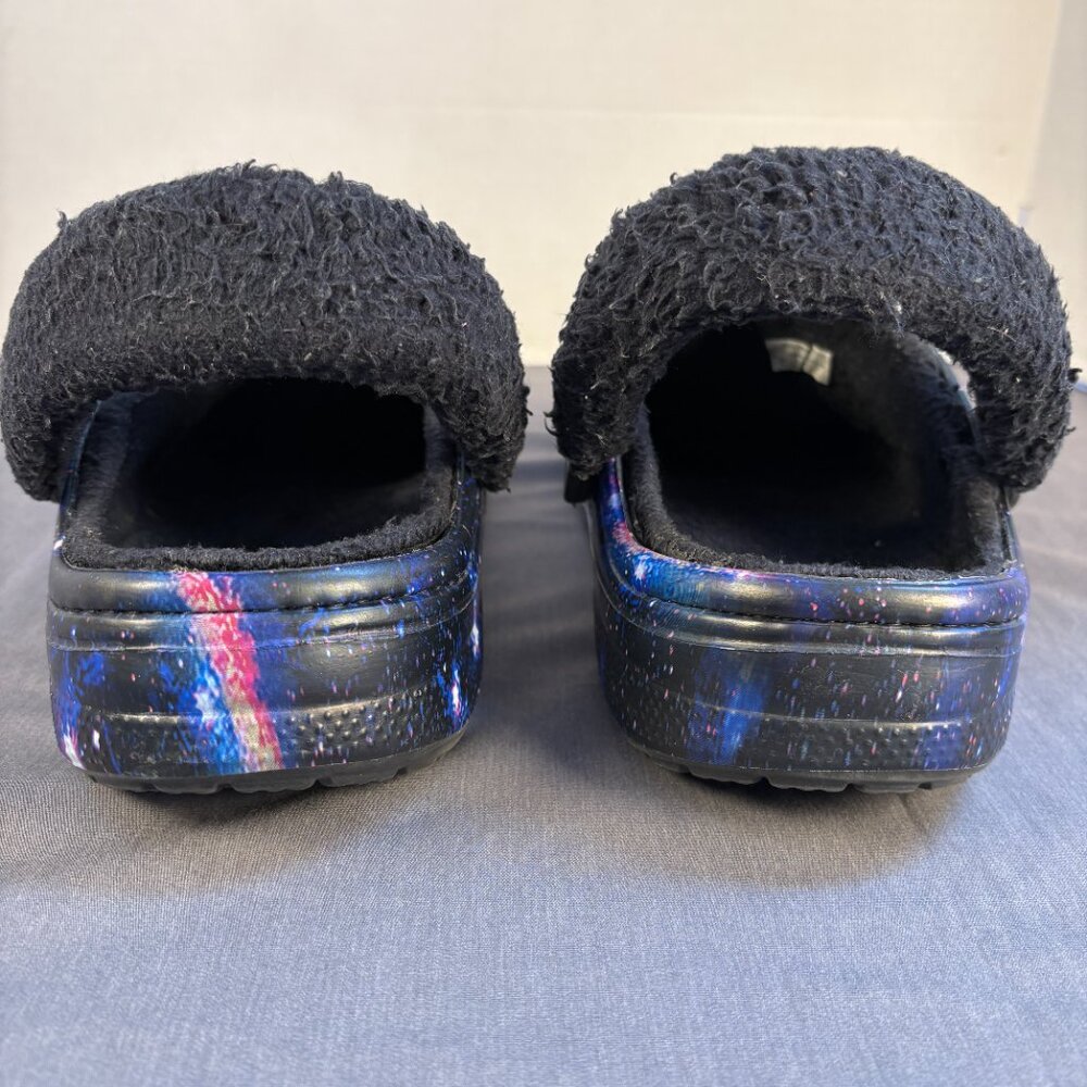 Crocs Sherpa Lined Clogs Cosmic Space Galaxy Print M:8 W:10 with Fuzzy Strap - Picture 6 of 9